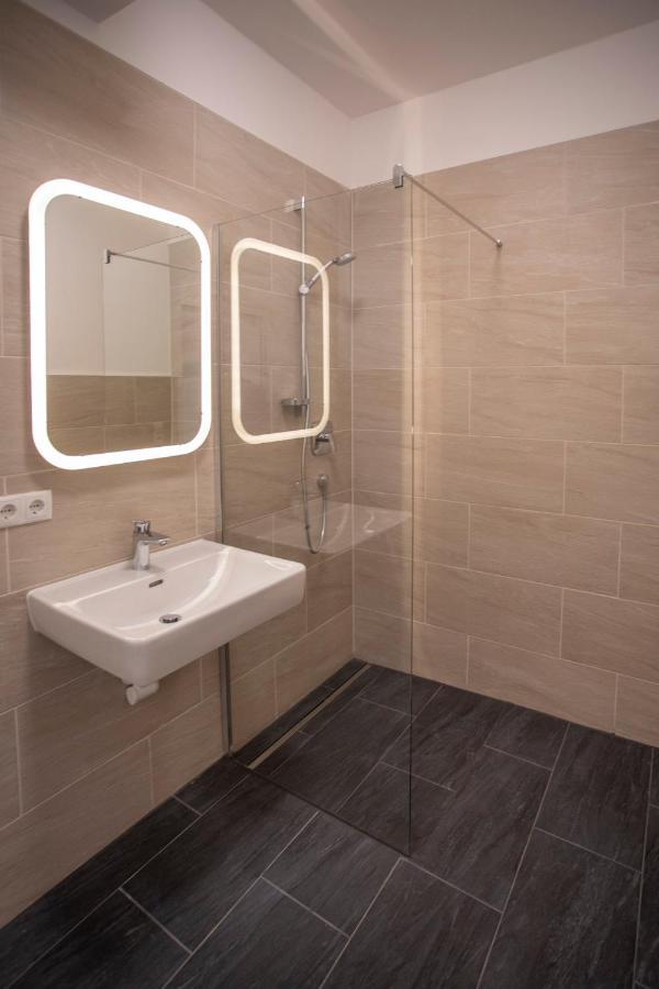 City Center Apartment For 6 Persons! Innsbruck Ngoại thất bức ảnh